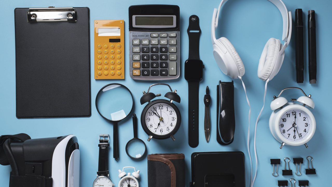 still-life-teenager-s-desk